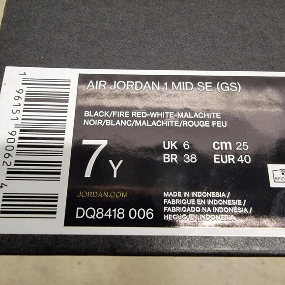 Nike Air Jordan 1 Mid SE Christmas Tree 2022 GS‎ Size 7Y DQ8418-006 Women's 8.5 - Picture 10 of 11